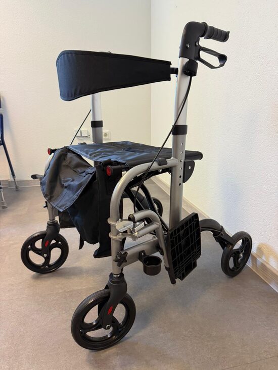 Mazlietots alumīnija rollators RF-625 Bogota Premium ar transportēšanas funkciju